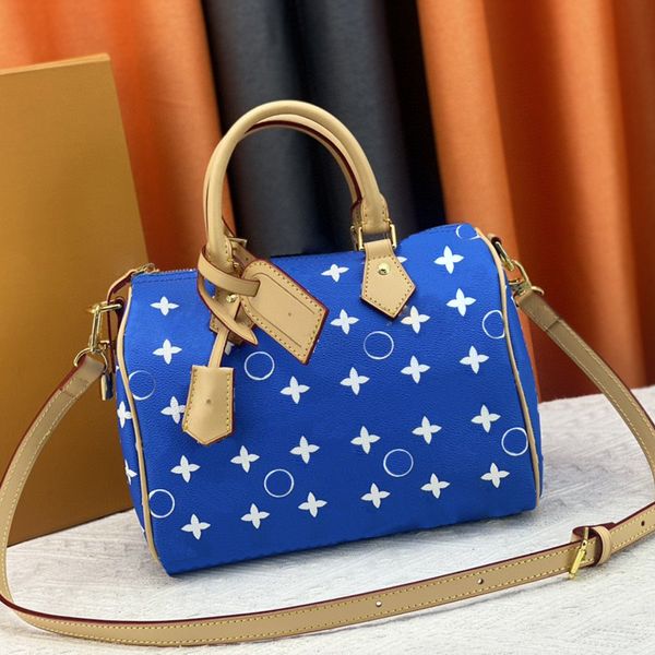 stylish pillow bag womens vintage leather shoulder bag classic printing crossbody bag portable waterproof tote bag #24424
stylish pillow bag womens vintage leather shoulder bag classic printing crossbody bag portable waterproof tote bag #24424