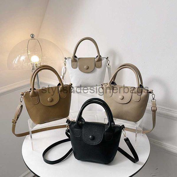 shoulder bags simple shoulder bag fashionable casual portable small bag women's new summer 2023 casual niche simple crossbody bagstylis
shoulder bags simple shoulder bag fashionable casual portable small bag women's new summer 2023 casual niche simple crossbody bagstylis