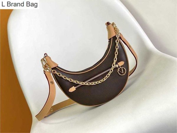 2023 new 10a designers classic loop gold chain handbag womens coated canvas zipper crossbody shoulder strap bag crescent bottom purses moon, Black
2023 new 10a designers classic loop gold chain handbag womens coated canvas zipper crossbody shoulder strap bag crescent bottom purses moon, Black