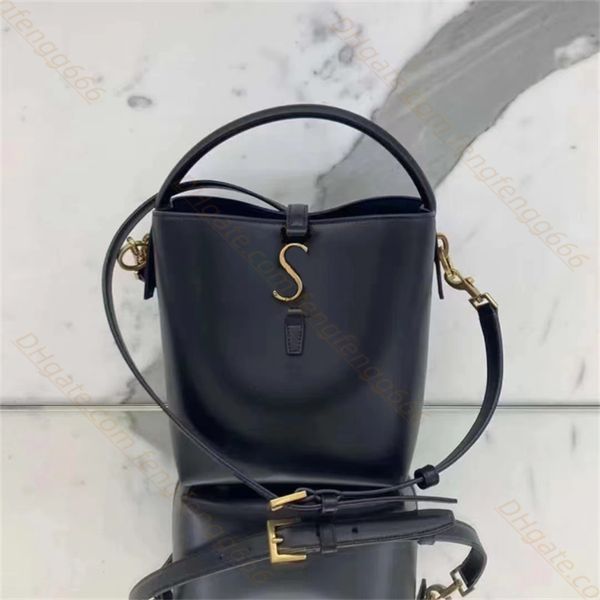 fashion style le 37 designer bag handbag woman classics shiny leather cross body shoulders bag 2-in-1 mini purse solid color clutch totes ho 
fashion style le 37 designer bag handbag woman classics shiny leather cross body shoulders bag 2-in-1 mini purse solid color clutch totes ho