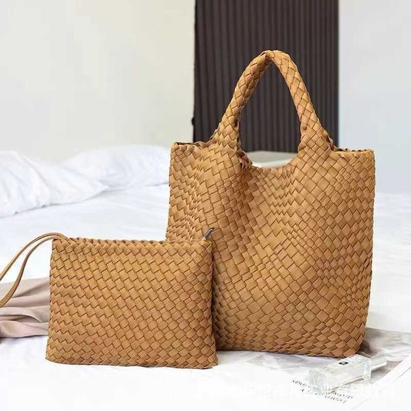 abottegas vneta jodie mini teen intrecciato designer tote autumn and winter diving material woven bag women's large capacity mother and
abottegas vneta jodie mini teen intrecciato designer tote autumn and winter diving material woven bag women's large capacity mother and