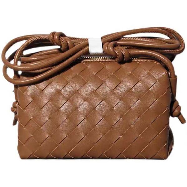 abottegas vneta jodie mini teen intrecciato designer tote small square bag woven spring summer bag female cowhide design shoulder crossbody
abottegas vneta jodie mini teen intrecciato designer tote small square bag woven spring summer bag female cowhide design shoulder crossbody