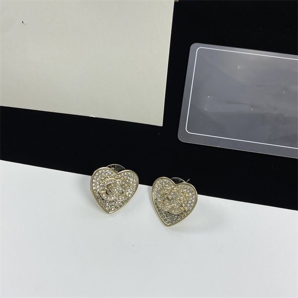classics earrings stud c earing luxury charm women ccity diamond pearl earring designer jewelry womam 645, Golden;silver
classics earrings stud c earing luxury charm women ccity diamond pearl earring designer jewelry womam 645, Golden;silver