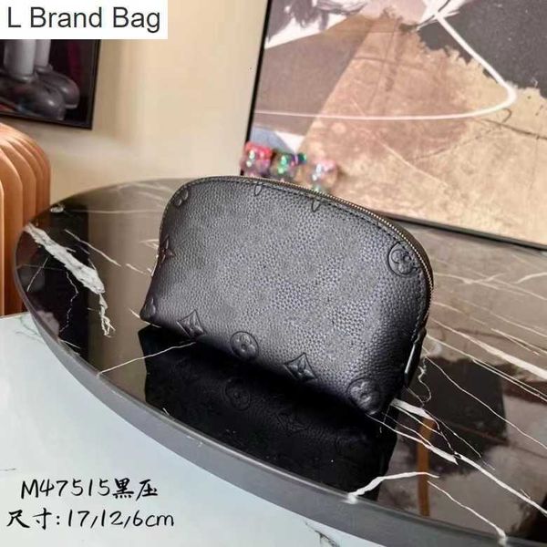 l bag m47515 cowhide embossed pattern small makeup bag carrying bag storage bag 9hj0, Black
l bag m47515 cowhide embossed pattern small makeup bag carrying bag storage bag 9hj0, Black
