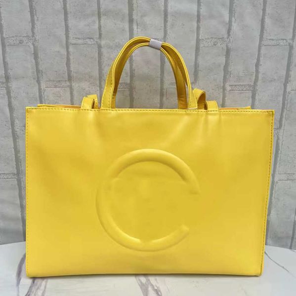 designer bag woman casual tote bags fashion microfiber leather telfars shopping handbag classic high capacity luxury totes european and amer
designer bag woman casual tote bags fashion microfiber leather telfars shopping handbag classic high capacity luxury totes european and amer