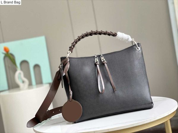 2023 new 5a fashion beaubourg hobo design bag women's canvas embossed leather calfskin zipper handbag handle wallet strap shoulder bag, Black
2023 new 5a fashion beaubourg hobo design bag women's canvas embossed leather calfskin zipper handbag handle wallet strap shoulder bag, Black