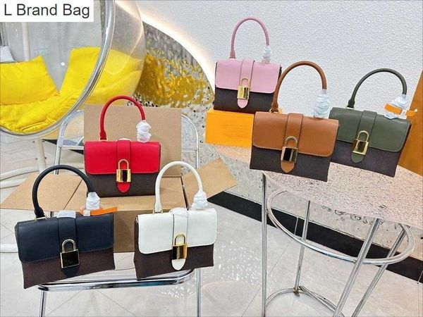 2023 new 5a fashion lock bb designer bag fashion women's bag leather handbag shoulder messenger bag luxury brand color matching crossbo, Black
2023 new 5a fashion lock bb designer bag fashion women's bag leather handbag shoulder messenger bag luxury brand color matching crossbo, Black