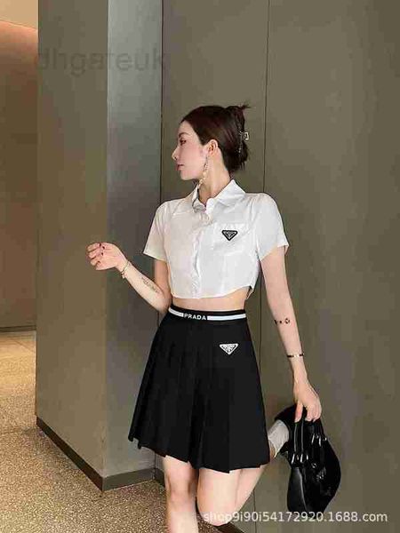 skirts designer spring/summer new short pleated half skirt letter weaving waist design metal triangle label decoration versatile 7vhu, Black
skirts designer spring/summer new short pleated half skirt letter weaving waist design metal triangle label decoration versatile 7vhu, Black
