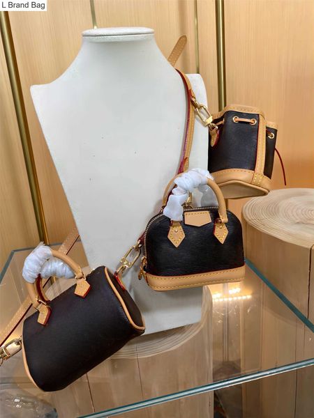 2023 new 7a designer luxurys fashion totes shoulder crossbody bags woman mini bucket bags handbags old flower mini bag three piece set, mini, Black
2023 new 7a designer luxurys fashion totes shoulder crossbody bags woman mini bucket bags handbags old flower mini bag three piece set, mini, Black