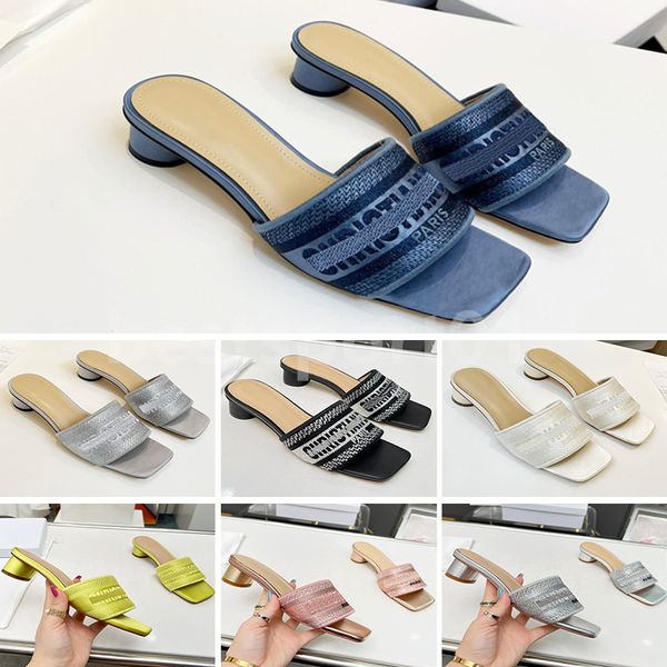 2023 paris women's luxury designer sandals and slippers fashion summer girls beach women's mid heels embroidered shoes l3, Black
2023 paris women's luxury designer sandals and slippers fashion summer girls beach women's mid heels embroidered shoes l3, Black