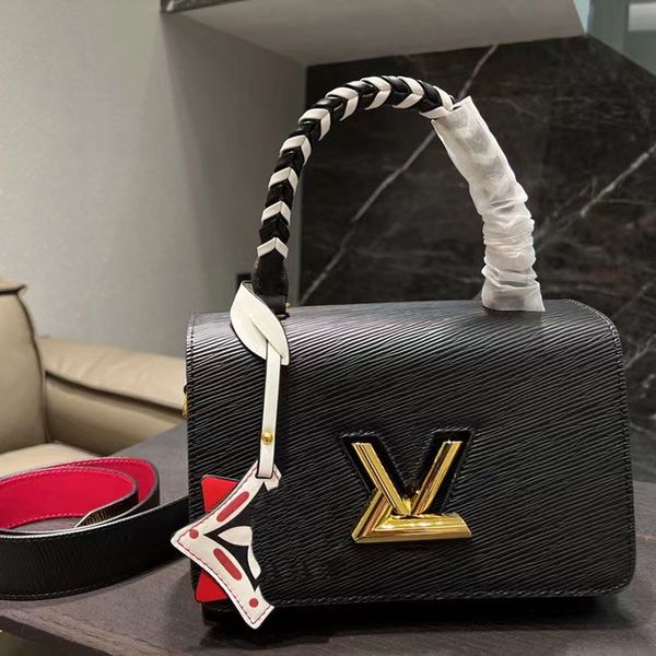 twist bag women one shoulder crossbody bags designer handbag metal long chain v shaped buckle simple fashion chain leather bag louiseities v
twist bag women one shoulder crossbody bags designer handbag metal long chain v shaped buckle simple fashion chain leather bag louiseities v