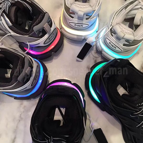 platform designer track led casual shoes 17fw vintage tracks 3 3.0 runners brand lighted gomma leather multicolor lamp luxurys loafers balen, Black
platform designer track led casual shoes 17fw vintage tracks 3 3.0 runners brand lighted gomma leather multicolor lamp luxurys loafers balen, Black