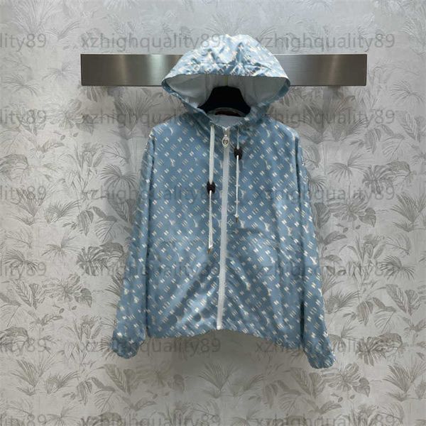 womens jacket designer coat fashion hooded coats alphabet print all over long sleeve zipper hood breathable mesh lining designers jackets wo, Black;brown
womens jacket designer coat fashion hooded coats alphabet print all over long sleeve zipper hood breathable mesh lining designers jackets wo, Black;brown