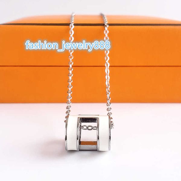 designer classic luxury h pendant necklaces ladies silver letter necklace luxury design jewelry colorfast hypoallergenic ing
designer classic luxury h pendant necklaces ladies silver letter necklace luxury design jewelry colorfast hypoallergenic ing