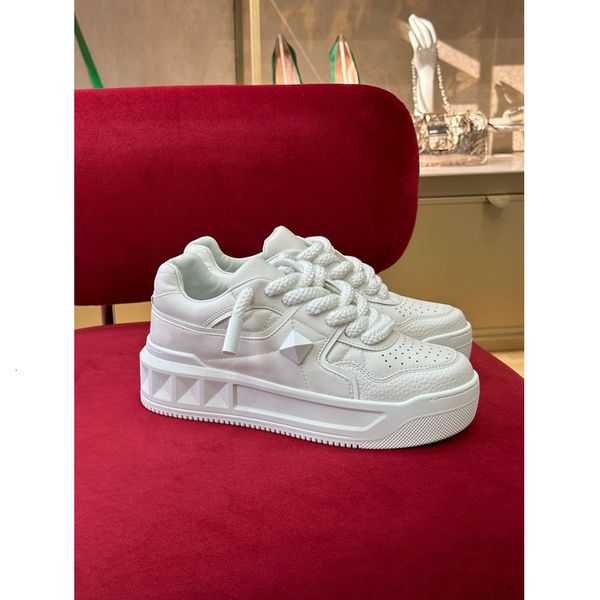 dress shoes women's running shoes spring solid color fashion shoes platform casual sneakers breathable lace-up shoes 230801, Black
dress shoes women's running shoes spring solid color fashion shoes platform casual sneakers breathable lace-up shoes 230801, Black