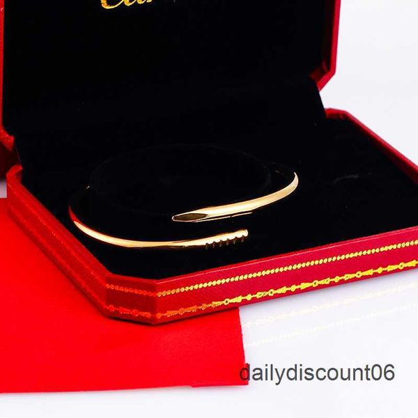 love bangle bracelet gold nail bracelets designer jewlery banglers steel diamond rose black silver fashion wedding party gift
love bangle bracelet gold nail bracelets designer jewlery banglers steel diamond rose black silver fashion wedding party gift