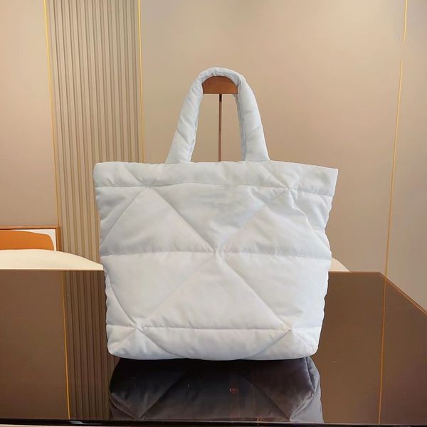 luxury p tote bag cotton shopping bags designer women bag triangle label waterproof leisure travel large capacity nylon mommy totes ladies s
luxury p tote bag cotton shopping bags designer women bag triangle label waterproof leisure travel large capacity nylon mommy totes ladies s