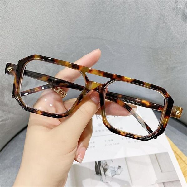 sunglasses retro double bridge women's fashion leopard sun glasses trendy street wear shades men's uv400 eyewear347, White;black
sunglasses retro double bridge women's fashion leopard sun glasses trendy street wear shades men's uv400 eyewear347, White;black