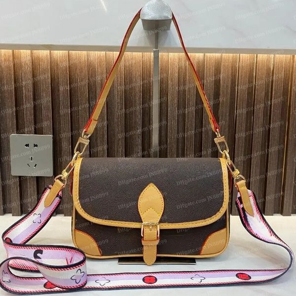 designer bag womens pu leather luxurys diane satchel bag crossbody bag shoulder bags purses tote bag messenger handbags wallets with origina
designer bag womens pu leather luxurys diane satchel bag crossbody bag shoulder bags purses tote bag messenger handbags wallets with origina