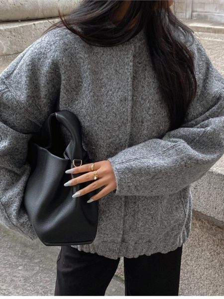 women's jackets chic single breasted button bomber jacket women elegant o neck long sleeve pocket coat fashion solid streetwear female, Black;brown
women's jackets chic single breasted button bomber jacket women elegant o neck long sleeve pocket coat fashion solid streetwear female, Black;brown