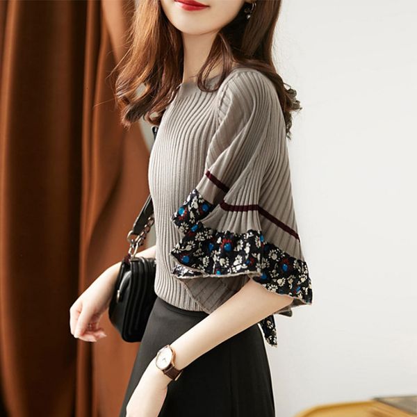 women's sweaters 2023 french style women sweater knitwear oneck half flare sleeve floral cuff pullover elegant autumn spring 37926 230, White;black
women's sweaters 2023 french style women sweater knitwear oneck half flare sleeve floral cuff pullover elegant autumn spring 37926 230, White;black