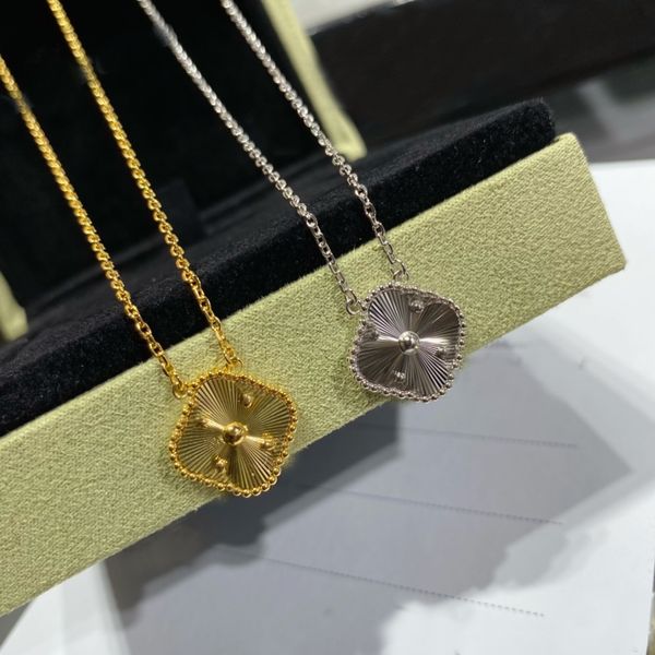4/four leaf clover necklaces pendants designer women mother-of-pearl 18k gold plated 15mm engagement jewelry gift, Silver
4/four leaf clover necklaces pendants designer women mother-of-pearl 18k gold plated 15mm engagement jewelry gift, Silver