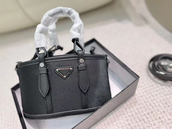 new bucket tote bag designer handbag luxuries designers totes bags fashion black leather underarm crossbody shoulder bags woman luxury shopp
new bucket tote bag designer handbag luxuries designers totes bags fashion black leather underarm crossbody shoulder bags woman luxury shopp