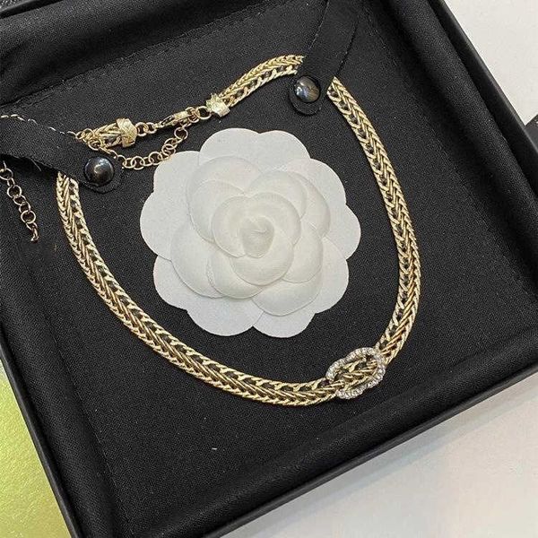 designer jewelry necklace black and white snake bone knitted leather choker letter necklace small personality collar chain
designer jewelry necklace black and white snake bone knitted leather choker letter necklace small personality collar chain