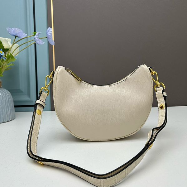 designer crossbody bag luxury women's bag 7a tote bag leather fashion underarm bag triangle chain clutch bag single shoulder zipper bag
designer crossbody bag luxury women's bag 7a tote bag leather fashion underarm bag triangle chain clutch bag single shoulder zipper bag