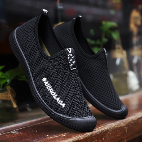 fashion men designer casual shoes triple black and white mens flat trainers factory wholesale retail outdoor platform sports sneakers size 3
fashion men designer casual shoes triple black and white mens flat trainers factory wholesale retail outdoor platform sports sneakers size 3