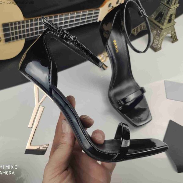 dress shoes classics women heels shoes sandals fashion beach thick bottom slippers alphabet lady leather high heel shoe slide z230803, Black
dress shoes classics women heels shoes sandals fashion beach thick bottom slippers alphabet lady leather high heel shoe slide z230803, Black