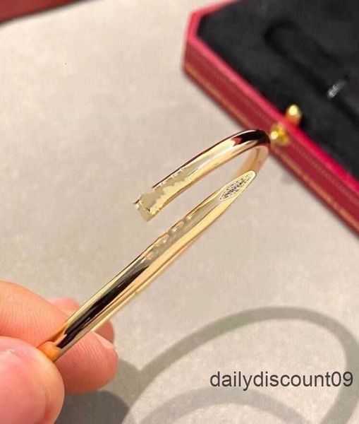 luxury classic nail bracelet love fashion cuff couple bangle gold jewelry valentine's day giftnjjy, Black
luxury classic nail bracelet love fashion cuff couple bangle gold jewelry valentine's day giftnjjy, Black