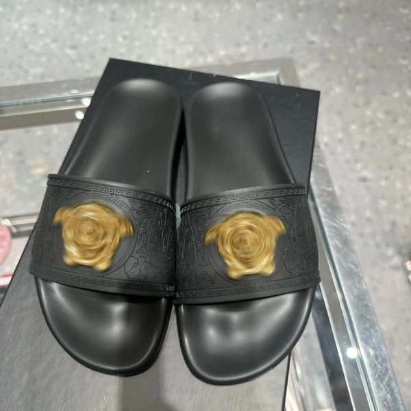 summer beach slippers lady size 35-45 heel sandale fashion leather sandal flat base slides famou slide popular slipper men indoor sandal lux, Black
summer beach slippers lady size 35-45 heel sandale fashion leather sandal flat base slides famou slide popular slipper men indoor sandal lux, Black