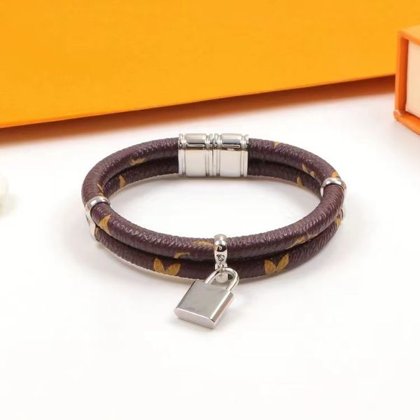 charm bracelet leather bracelet fashion lock bracelet classic jewelry designer bracelet flat brown brand metal for men and women lovers jewe, Golden;silver
charm bracelet leather bracelet fashion lock bracelet classic jewelry designer bracelet flat brown brand metal for men and women lovers jewe, Golden;silver