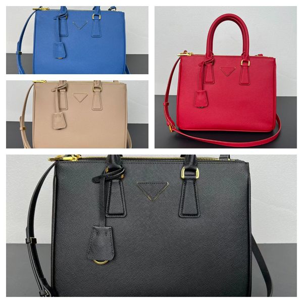 luxury designer bag womens large capacity handbag shoulder bag carrying crossbody bag walletluxury designe tote bag handbag fashion trend ca
luxury designer bag womens large capacity handbag shoulder bag carrying crossbody bag walletluxury designe tote bag handbag fashion trend ca