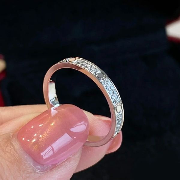 simply love rings for woman fashion decoration bagues couple valentine s day gift wedding engagements ring temperament luxury ring plated go, Silver
simply love rings for woman fashion decoration bagues couple valentine s day gift wedding engagements ring temperament luxury ring plated go, Silver