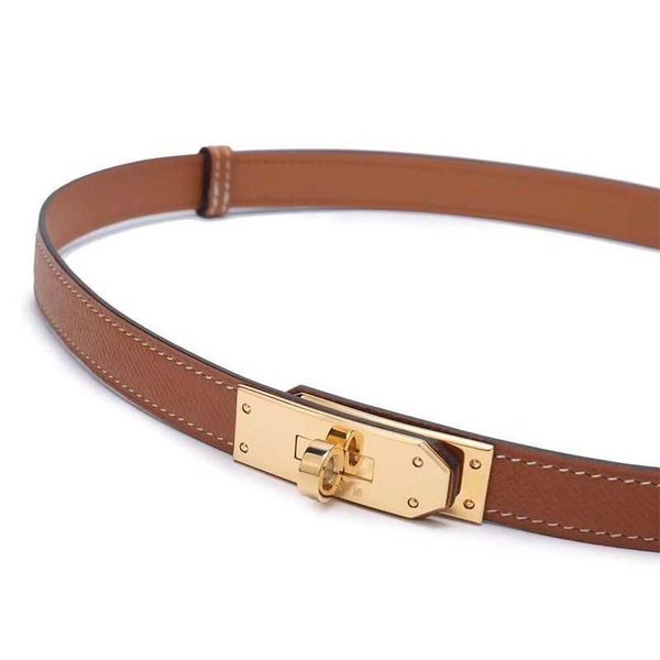 designer h family's new women's skirt waist seal lock buckle coat decorative belt with genuine leather thin belt for simple collec, Black;green
designer h family's new women's skirt waist seal lock buckle coat decorative belt with genuine leather thin belt for simple collec, Black;green