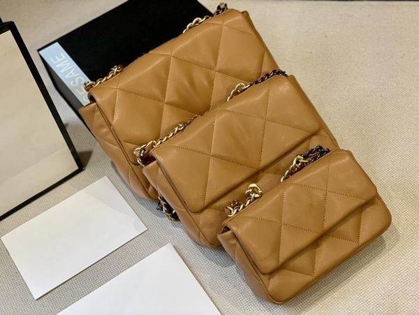 designer shoulder bag single chain totes leather crossbody bag brown cc wallet luxury 19 flap handbag women the tote bag pink purse envelope
designer shoulder bag single chain totes leather crossbody bag brown cc wallet luxury 19 flap handbag women the tote bag pink purse envelope