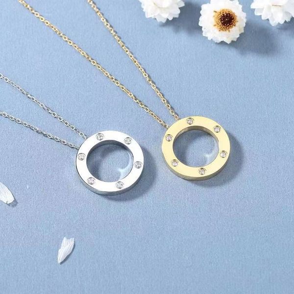men's and women's love pendant necklace fashion designer titanium steel necklace valentine's day gift luxury jewlery, Silver
men's and women's love pendant necklace fashion designer titanium steel necklace valentine's day gift luxury jewlery, Silver