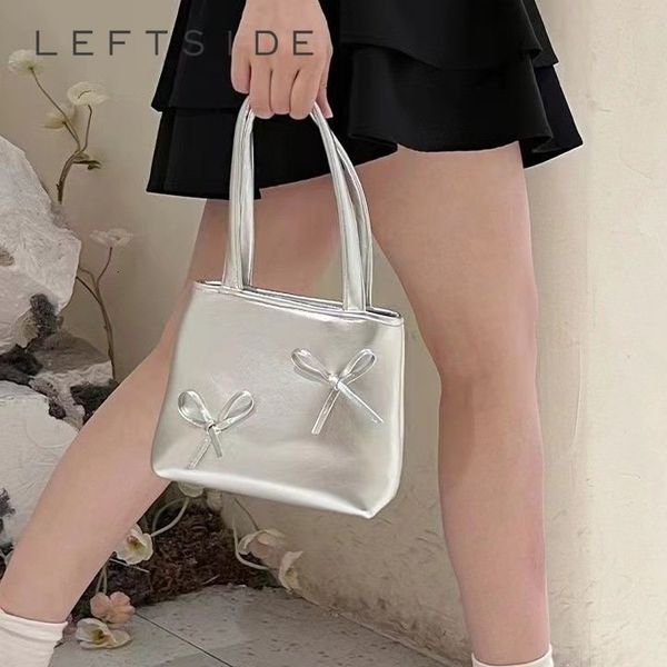 evening bags leftside bow tie design crossbody bags for women y2k style small handbags short handle leather luxury party purses 230803
evening bags leftside bow tie design crossbody bags for women y2k style small handbags short handle leather luxury party purses 230803
