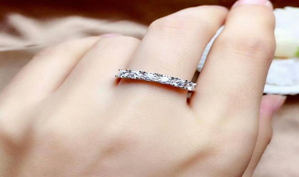meibapj glittering natural 3mm moissanite gemstone classic simple ring for women 925 sterling silver fine wedding jewelry cj1912102498691, Slivery;golden
meibapj glittering natural 3mm moissanite gemstone classic simple ring for women 925 sterling silver fine wedding jewelry cj1912102498691, Slivery;golden