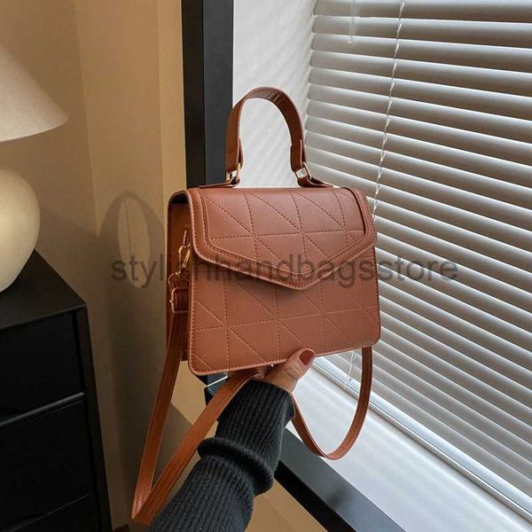 shoulder bags trendy texture bag for women 2023 new fashion versatile crossbody bag foreign style diamond grid simple shoulder bag for women
shoulder bags trendy texture bag for women 2023 new fashion versatile crossbody bag foreign style diamond grid simple shoulder bag for women