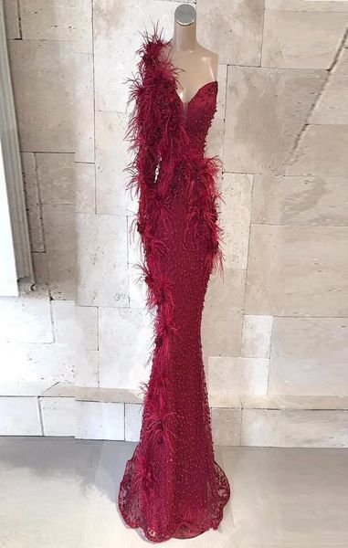 one shoulder burgundy mermaid prom dresses lace beads 3d floral appliqued sweetheart luxury feather floor length evening gowns9152700, Black
one shoulder burgundy mermaid prom dresses lace beads 3d floral appliqued sweetheart luxury feather floor length evening gowns9152700, Black