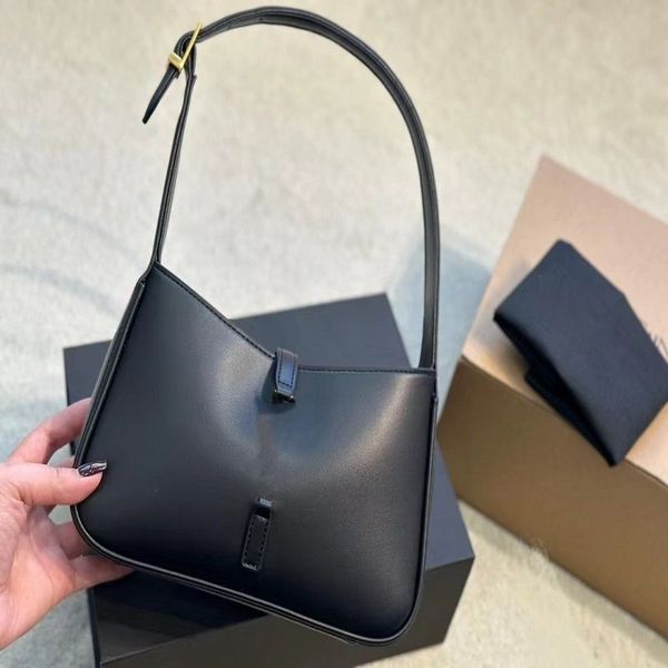 luxury bags designer women bag underarm black leather shoulder purse portable purses crocodile pattern gold buckle pochette designer woman h
luxury bags designer women bag underarm black leather shoulder purse portable purses crocodile pattern gold buckle pochette designer woman h