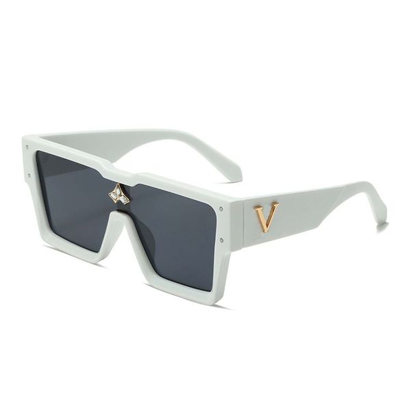classic big gold letter luxury sunglasses women v sunglasses designer men scratch proof adumbral sunshade white goggle american eyewear mens, White;black
classic big gold letter luxury sunglasses women v sunglasses designer men scratch proof adumbral sunshade white goggle american eyewear mens, White;black