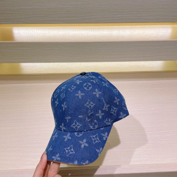 baseball cap desingers ball caps manempty embroidery sun hats fitted fashion leisure design sunscreen pretty printed pattern, Blue;gray
baseball cap desingers ball caps manempty embroidery sun hats fitted fashion leisure design sunscreen pretty printed pattern, Blue;gray