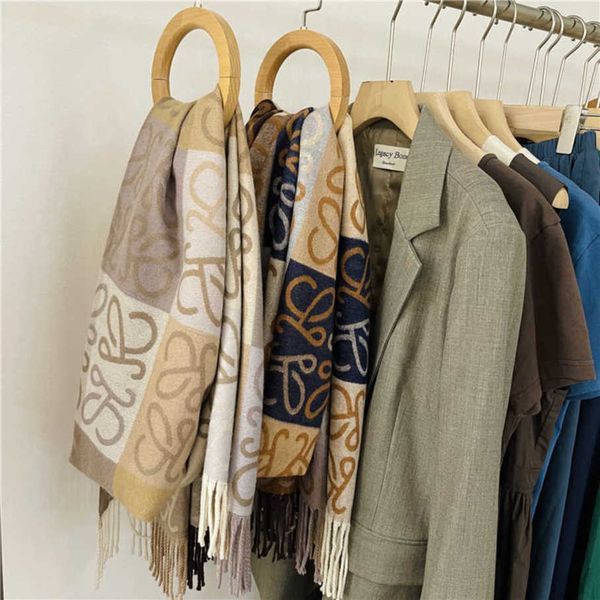 classic designer warm luxury new scarf women's winter cashmere gold silk butterfly net red tiktok live broadcast shawl, Blue;gray
classic designer warm luxury new scarf women's winter cashmere gold silk butterfly net red tiktok live broadcast shawl, Blue;gray
