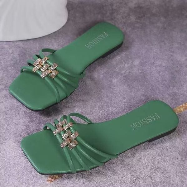 large size slippers 35-43 women's fashion flat non-slip wear resistance outdoor comfortable light beach sandals, Black
large size slippers 35-43 women's fashion flat non-slip wear resistance outdoor comfortable light beach sandals, Black