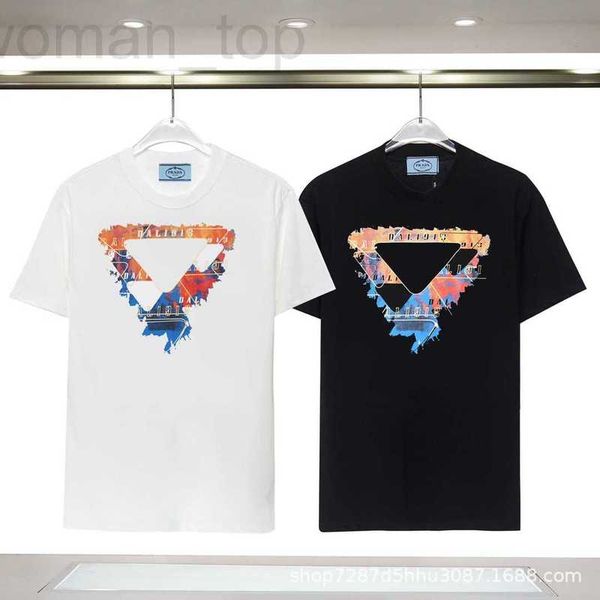 women's t-shirt designer p family 23 spring/summer new small market design flame inverted triangle print loose relaxed soft and comfort, White
women's t-shirt designer p family 23 spring/summer new small market design flame inverted triangle print loose relaxed soft and comfort, White