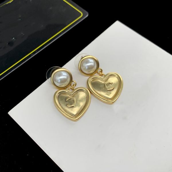 ccity latest woman stud earring luxury designer jewelry women classics c logo hoop earrings fashion accessories 457, Golden;silver
ccity latest woman stud earring luxury designer jewelry women classics c logo hoop earrings fashion accessories 457, Golden;silver